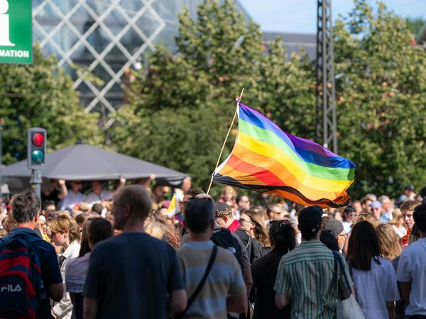 Comment l'intelligence artificielle impacte-t-elle les industries modernes ?